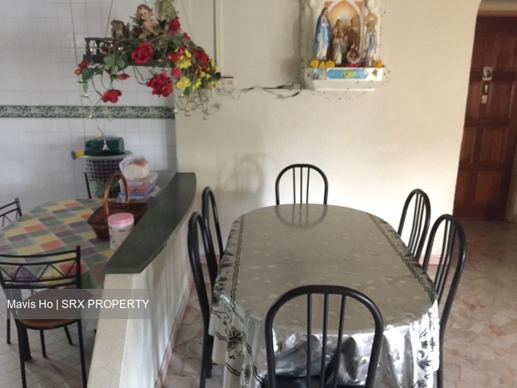 Serangoon Avenue 4 (Serangoon), HDB 2 Rooms #621770901